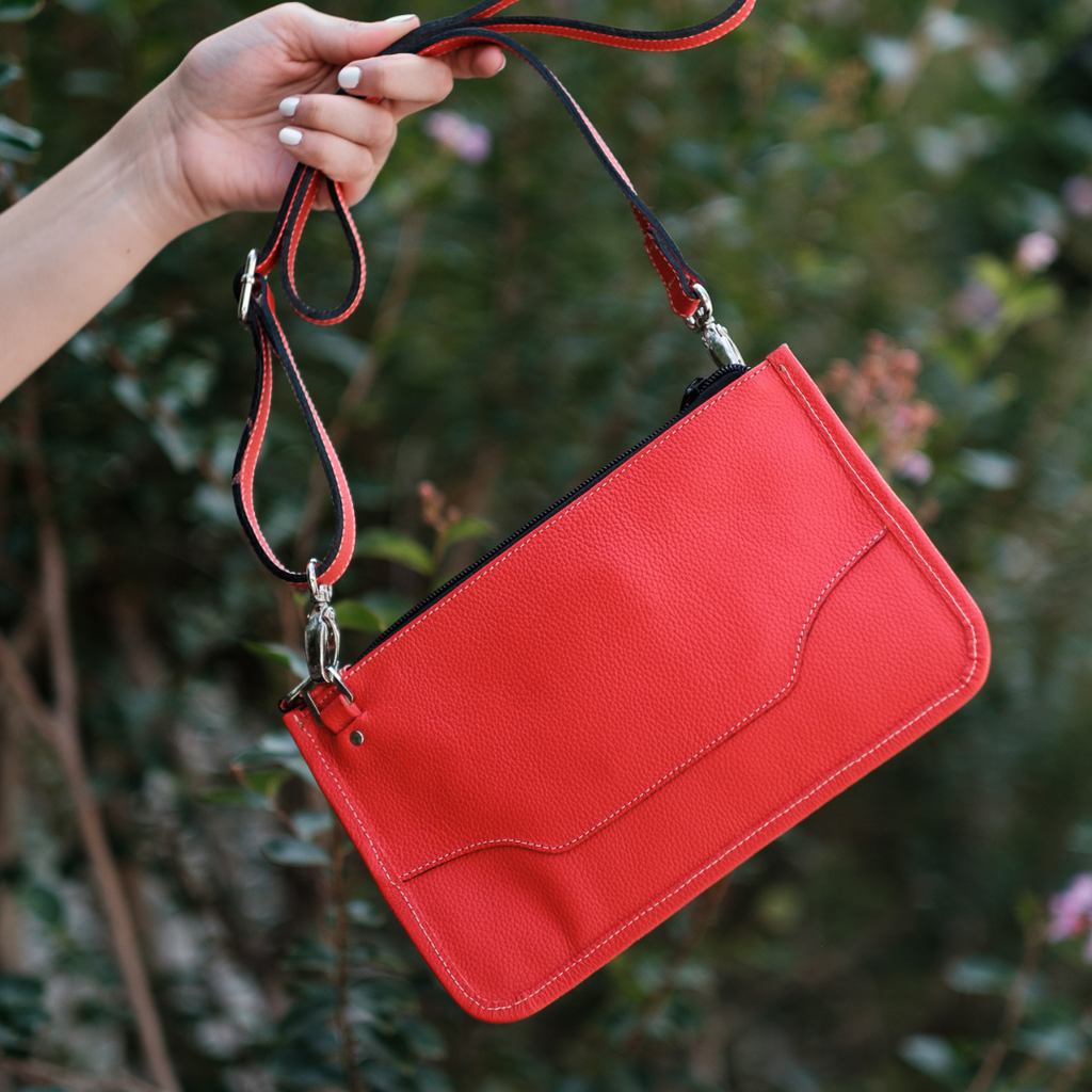 Clutch Flat Cuero Clásico