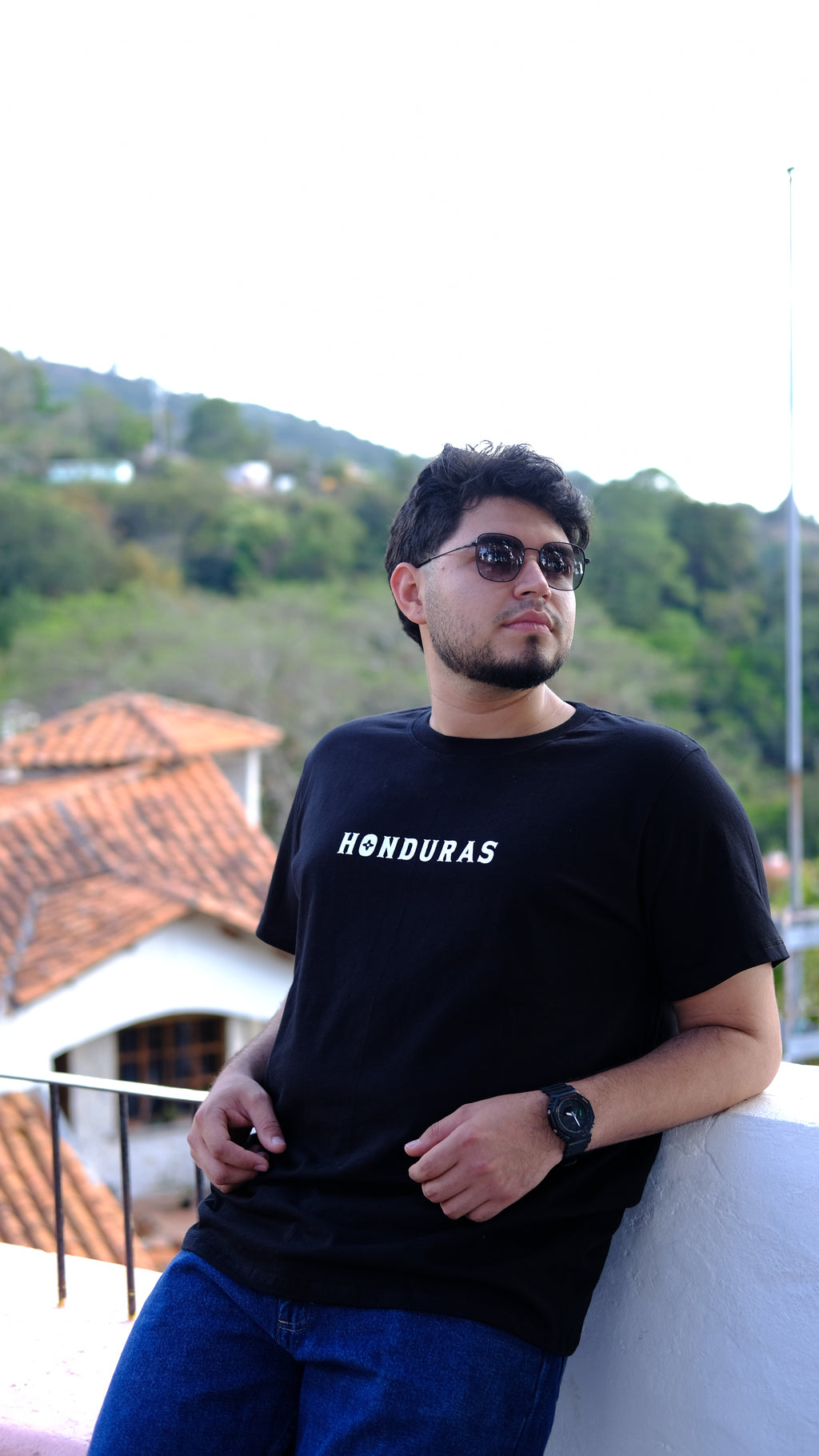 Camiseta “Heroínas de la Cultura” – Mercedes Agurcia, Una Vida por amor al Arte.
