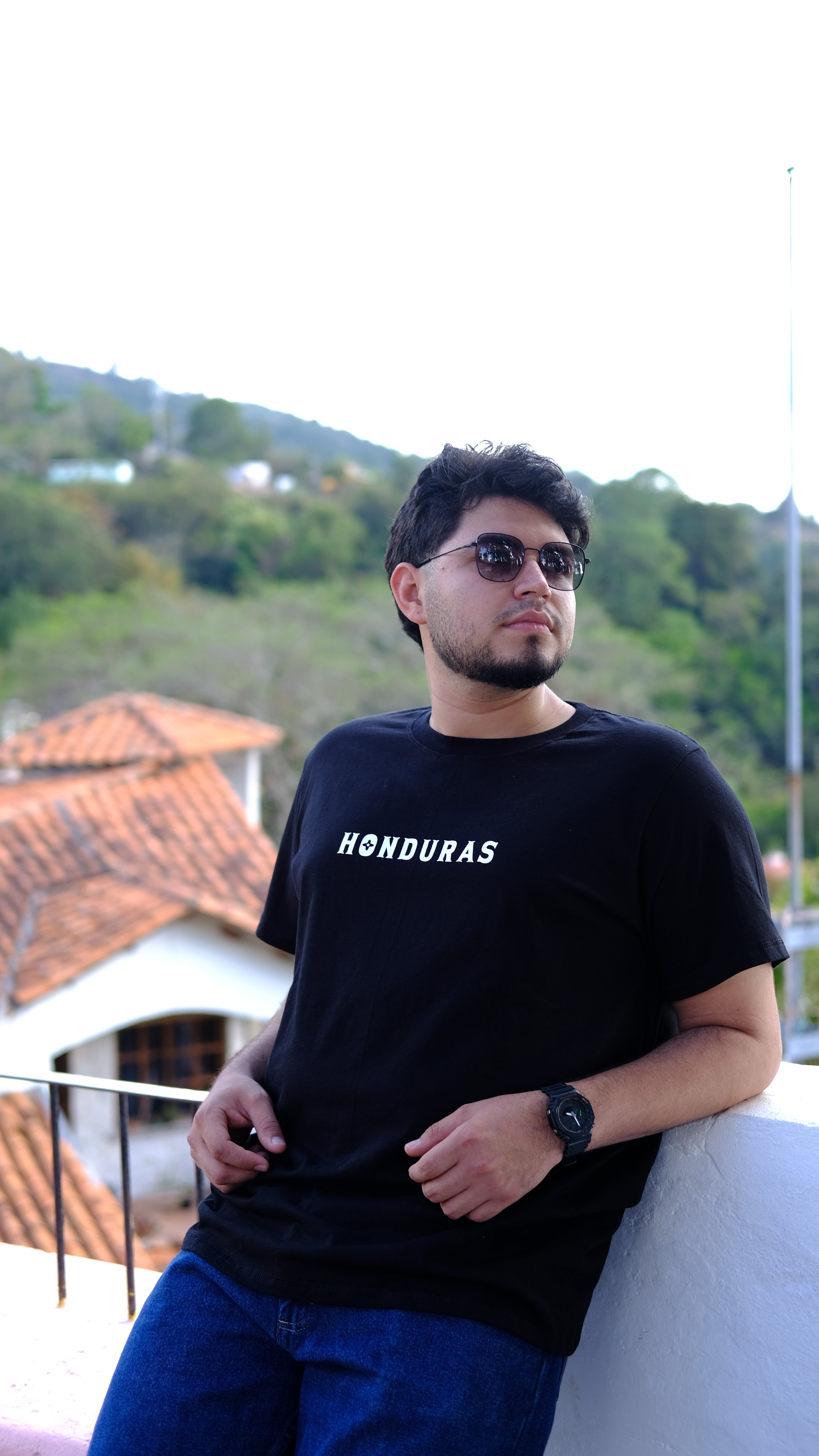 Camiseta “Heroínas de la Cultura” – Mercedes Agurcia, Una Vida por amor al Arte.