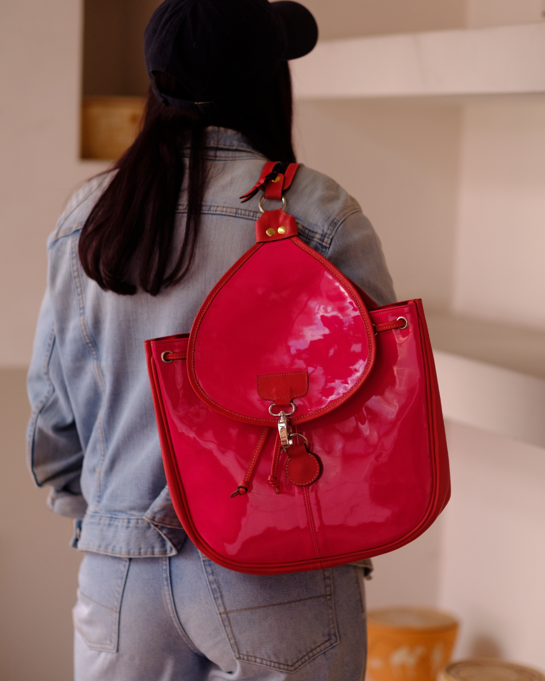 Mochila Colorbina Charol Eco, Descuento