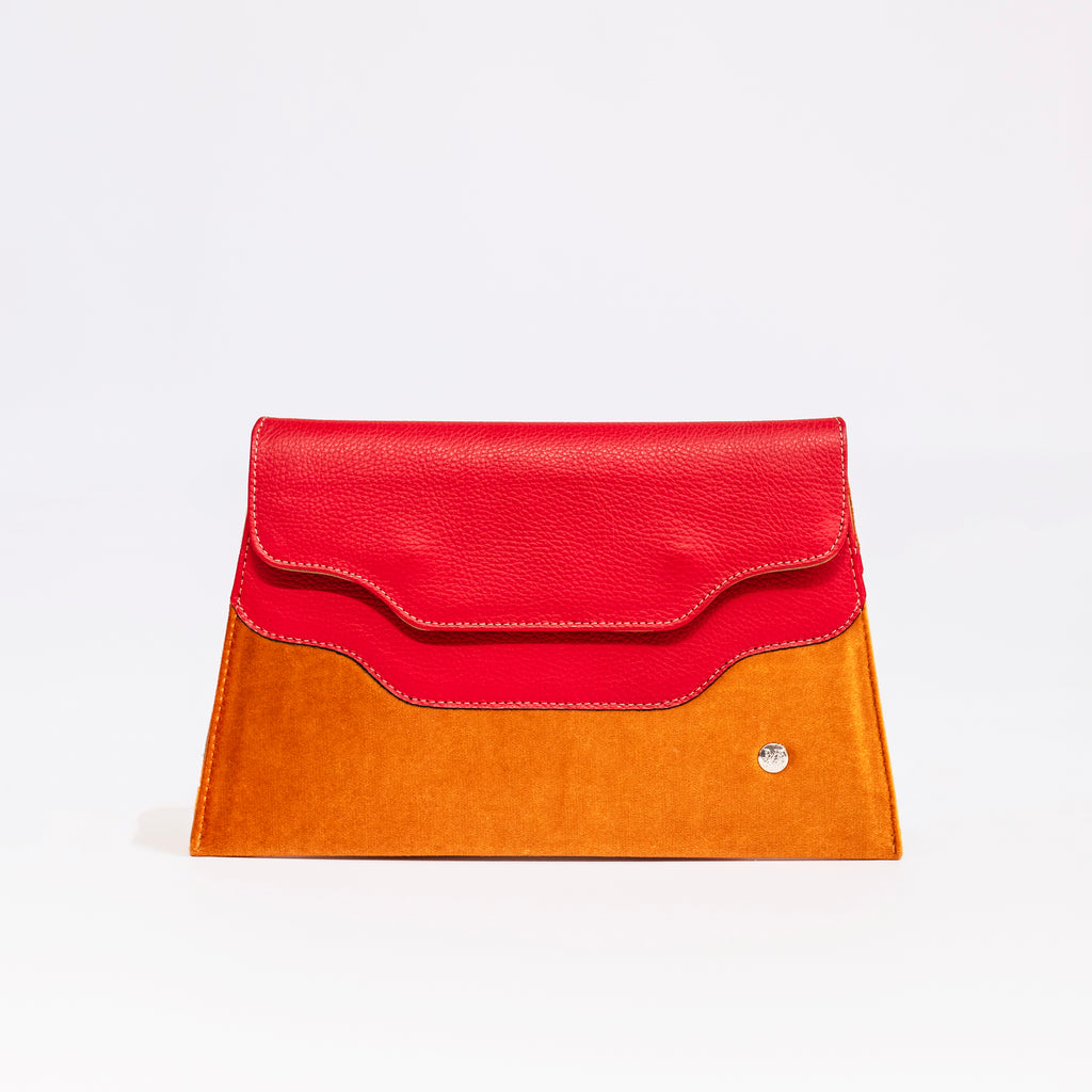 Trapecio Clutch con Cuero Rojo y Terciopelo Naranja