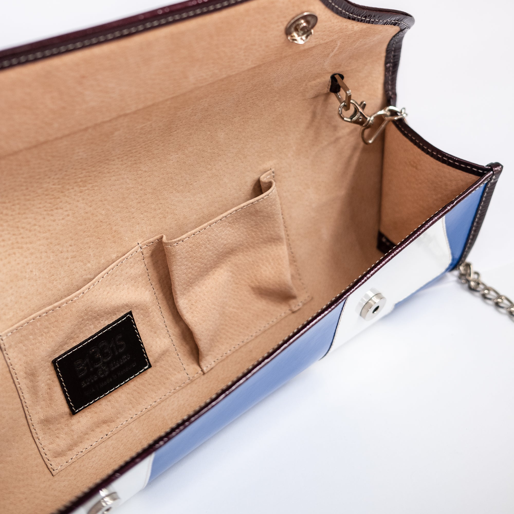 Clutch Baguette Charol Eco, Colección B/S Fragmenta