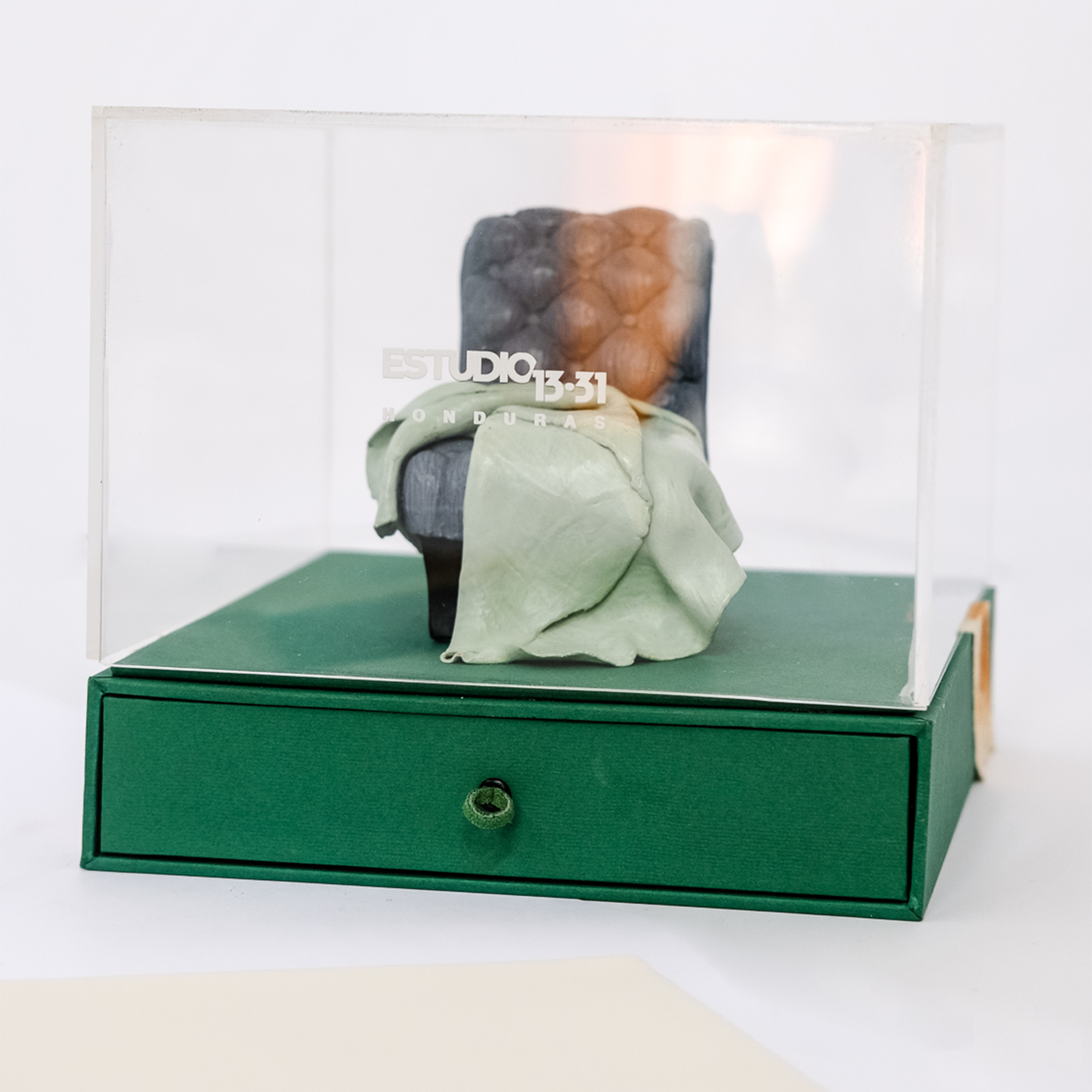 Art Box Kathy Munguía 1