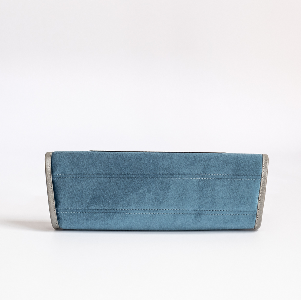 Clutch Baguette Fragmenta Azul con Plata