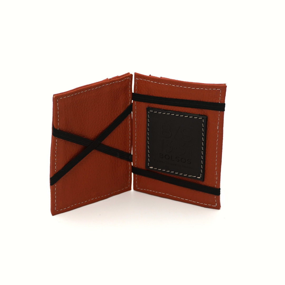 Tarjetero de Cuero Mágico